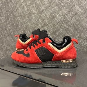 Valentino by Mario Valentino sneakers black red size 7.5